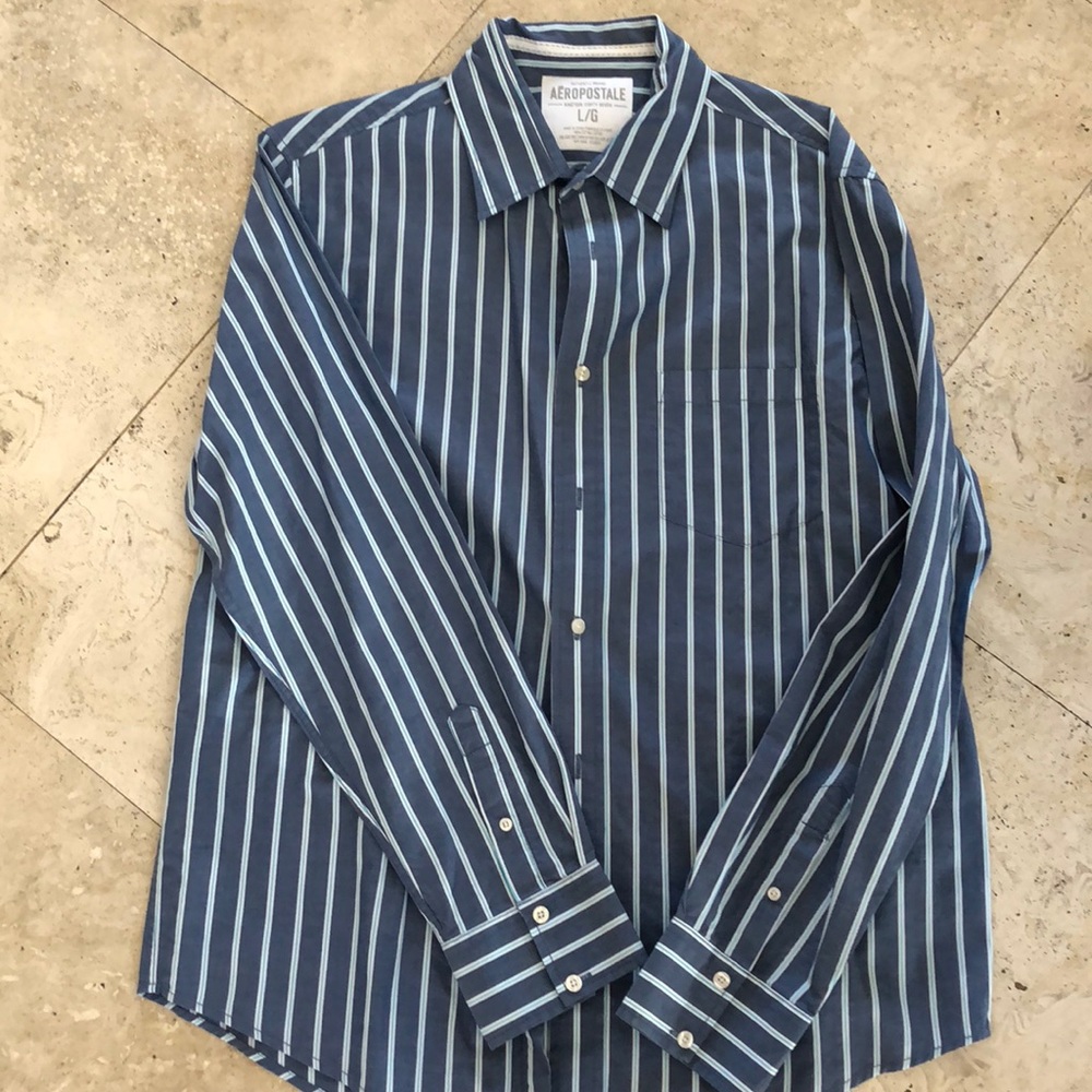 Me s button down long sleeve top.